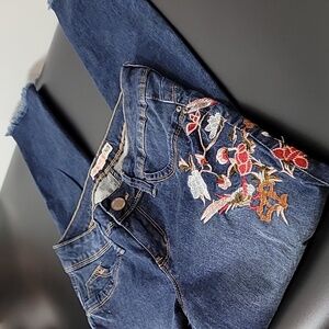 Jeans ~ YMI WannaBettaButt? Embroidered Ankle Jeans w/ Frayed Hem